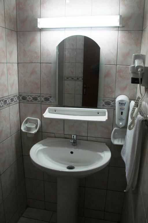 Kemer Uygulama Hotel الغرفة الصورة